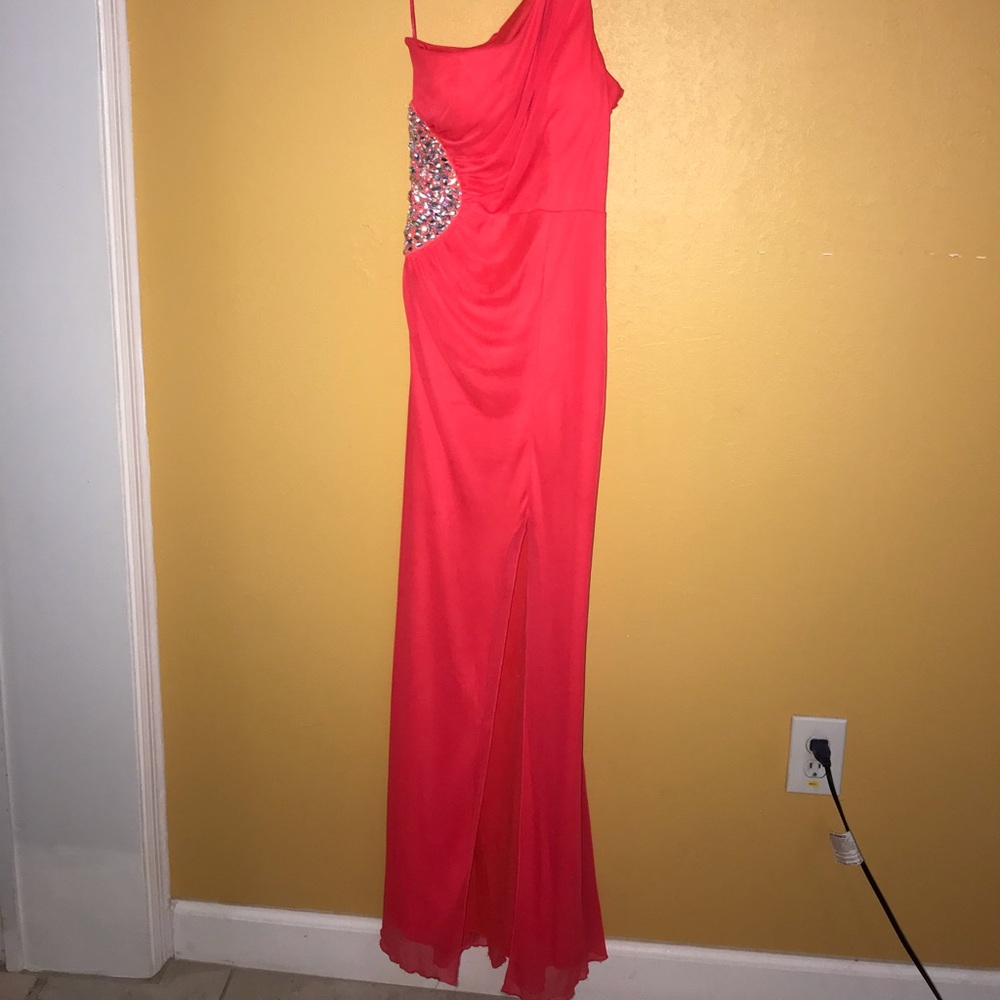 One-Shoulder Dress